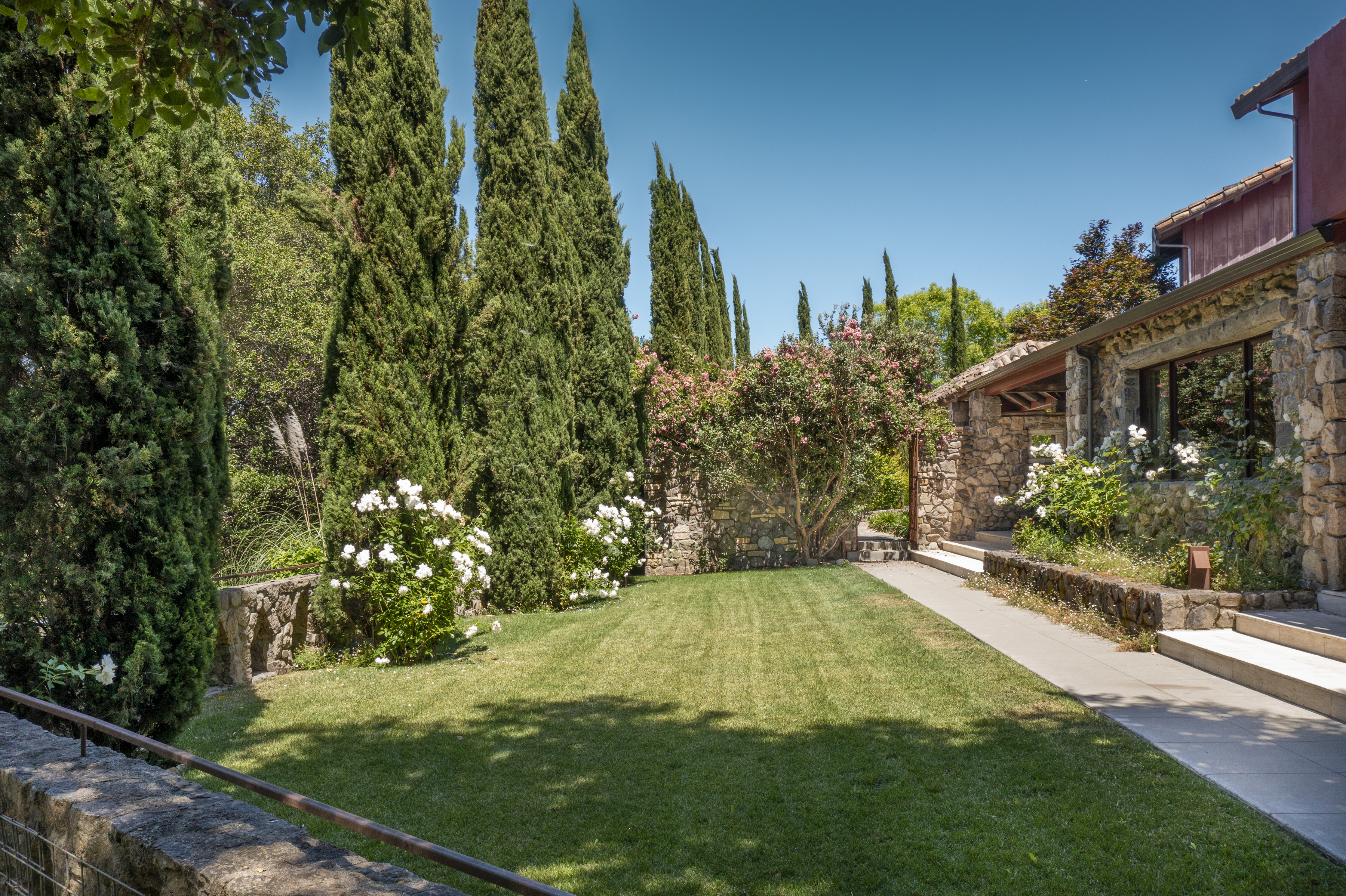35 Forest Lane